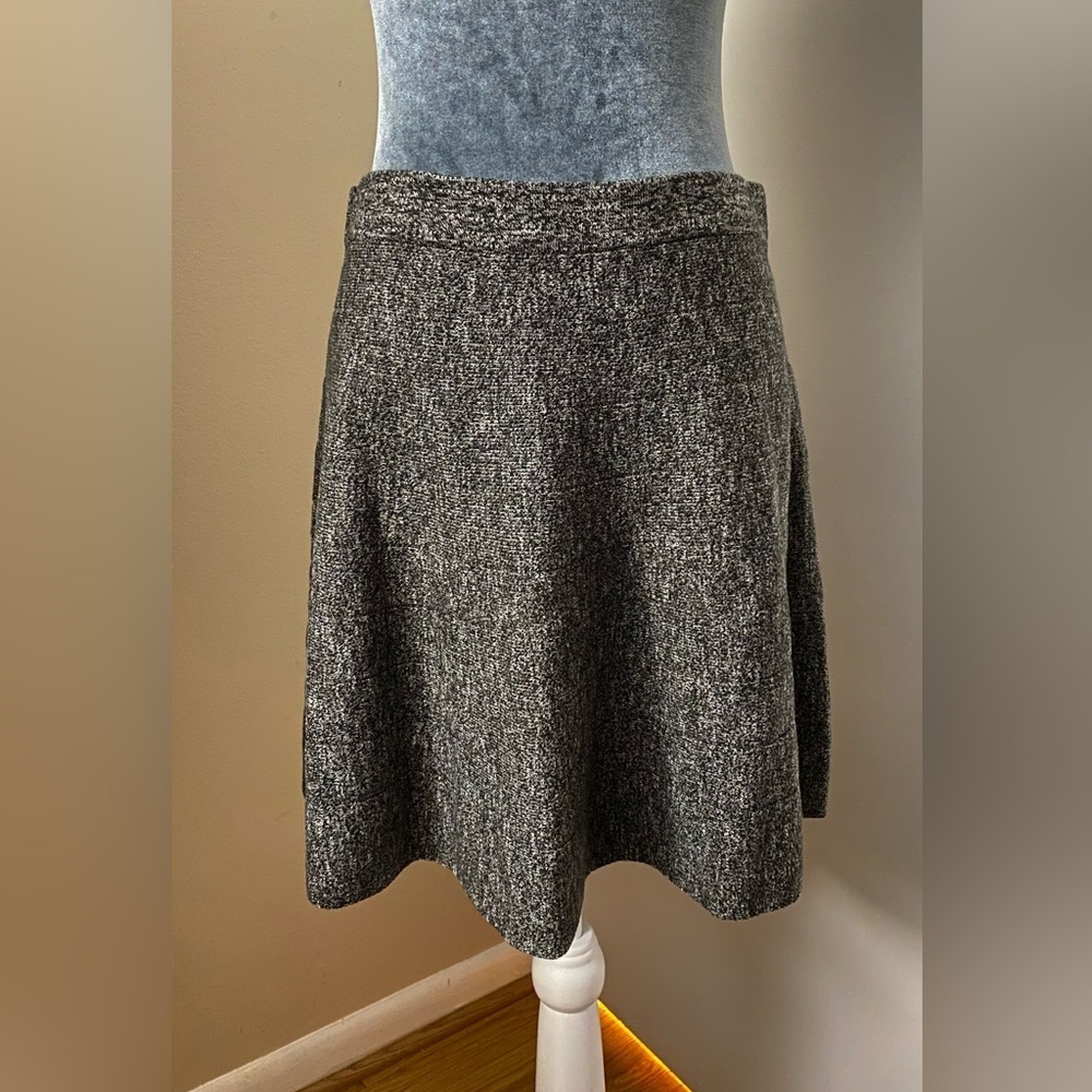 Max Studio Gray Sweater Skater Skirt Size Medium